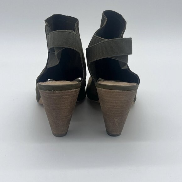 Vince Camuto X Revolve Edora Heels in Grayston Size 9M US 6.5 UK 39 EUR - Picture 4 of 7